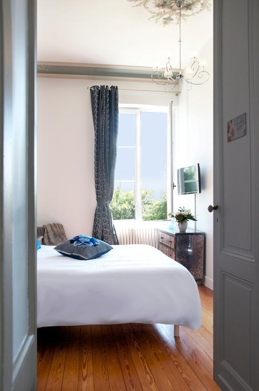 Chateau Fauchey Bed and Breakfast Cadillac Habitación foto